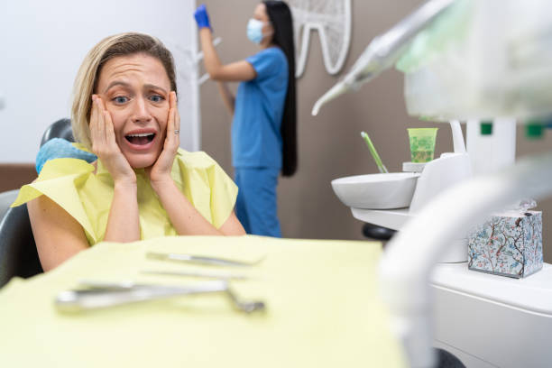 Best Emergency Dental Care for Broken or Chipped Teeth in Balcones Heights, TX