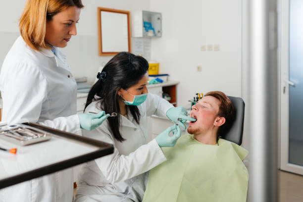 Best Emergency Dental Care for Broken or Chipped Teeth in Balcones Heights, TX